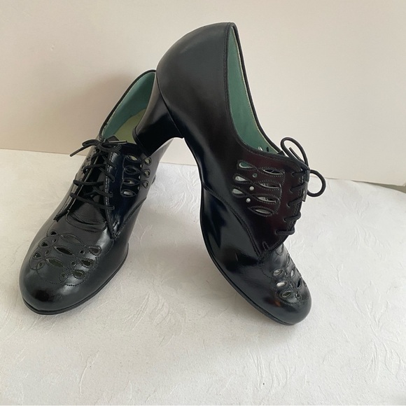 Vintage 1940s Black Leather Granny Shoe NOS Size 8 - Picture 4 of 17